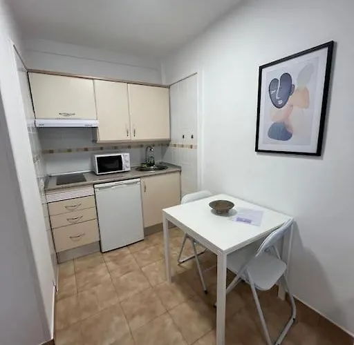 Playa Jardin Bus Terminal Pool Apartment *